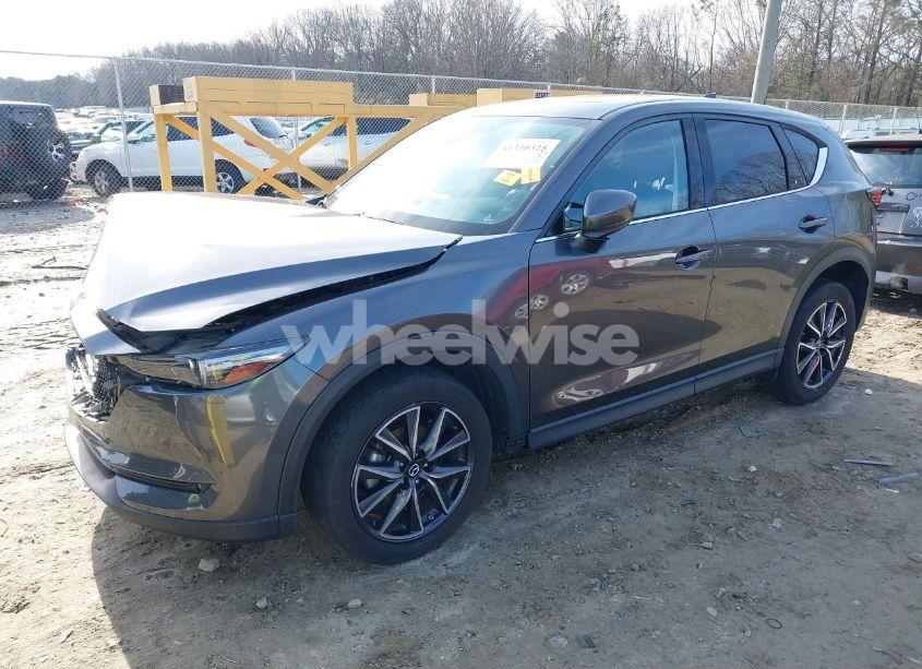 Photo 2 of 2017 Mazda Cx-5 GRAND TOURING (VIN JM3KFADL9H0220094)