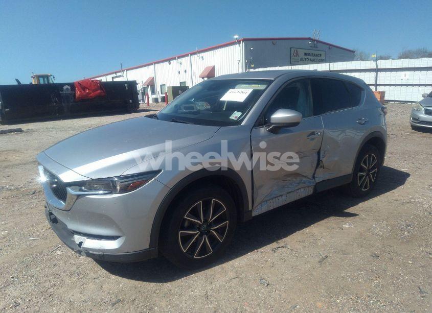 Photo 2 of 2018 Mazda Cx-5 GRAND TOURING (VIN JM3KFADM0J0316971)