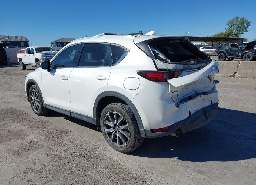 Photo 3 of 2018 Mazda Cx-5 GRAND TOURING (VIN JM3KFADM3J1422518)