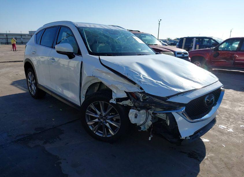 2019 Mazda Cx-5 GRAND TOURING (VIN JM3KFADM3K0674955) main photo