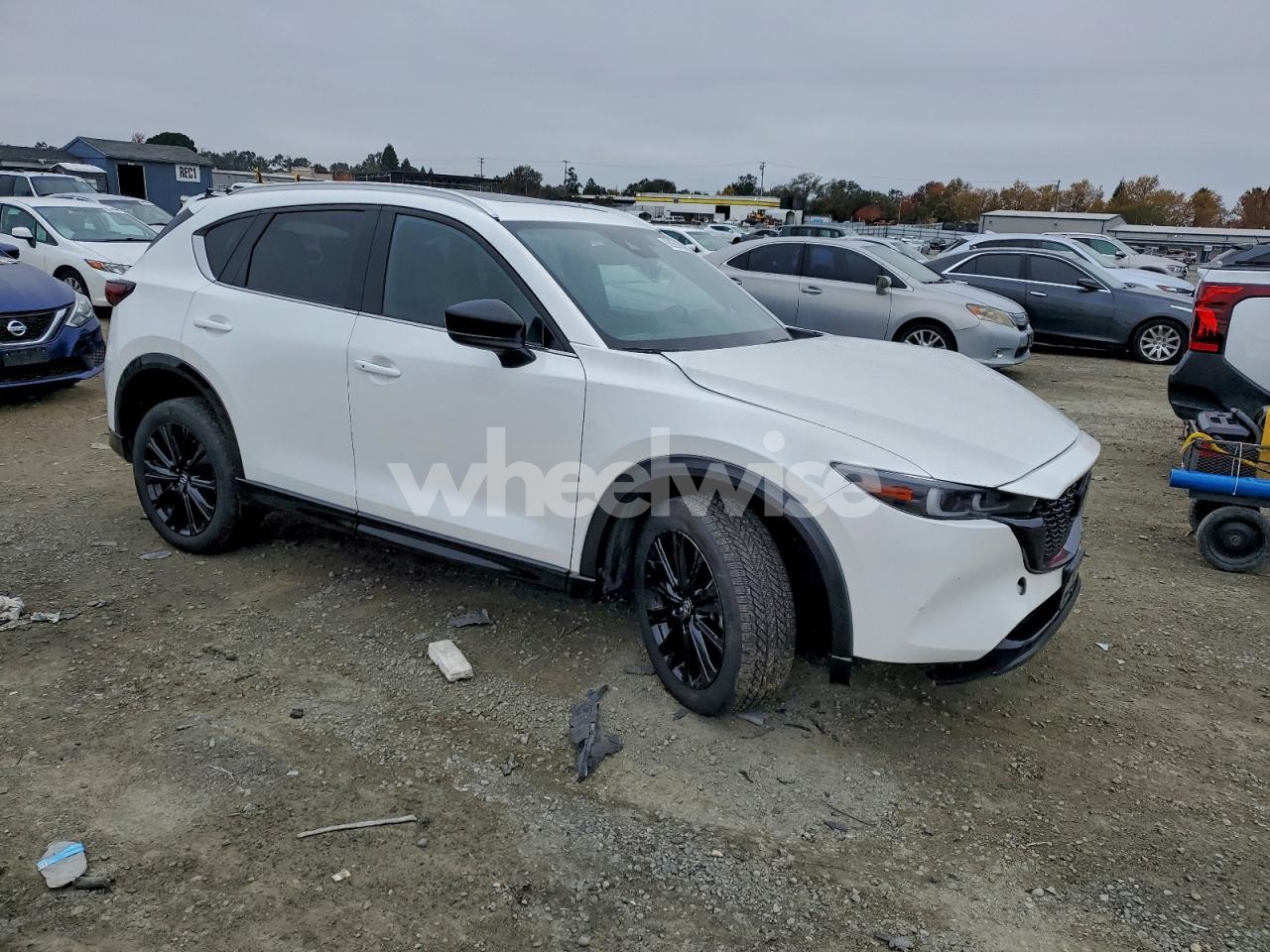 Photo 4 of 2022 MAZDA CX-5 (VIN JM3KFBAY2N0600993)