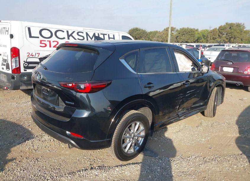 Photo 4 of 2024 Mazda Cx-5 2.5 S SELECT (VIN JM3KFBBL0R0429461)