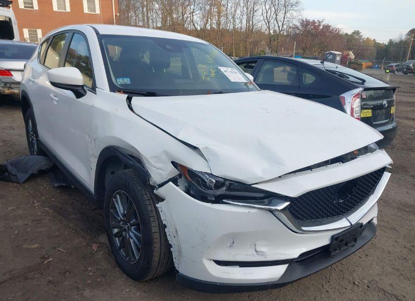 2017 Mazda Cx-5 SPORT (VIN JM3KFBBL1H0107779) main photo