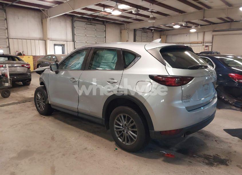 Photo 3 of 2017 Mazda Cx-5 SPORT (VIN JM3KFBBL1H0116157)
