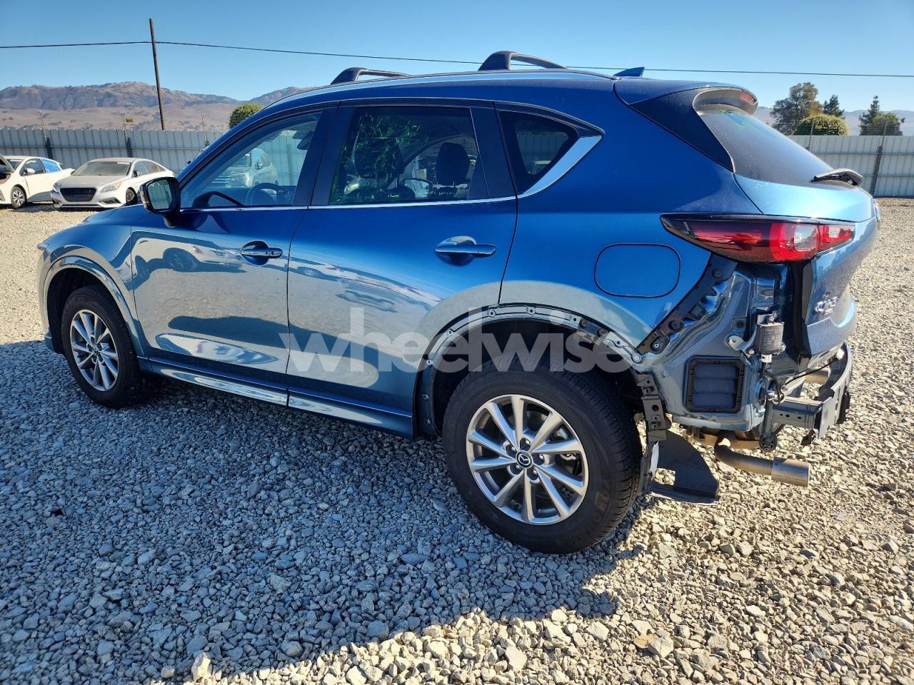 Photo 2 of 2024 MAZDA CX-5 SELECT (VIN JM3KFBBL6R0478745)