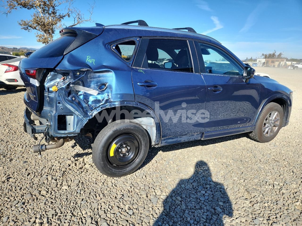 Photo 3 of 2024 MAZDA CX-5 SELECT (VIN JM3KFBBL6R0478745)
