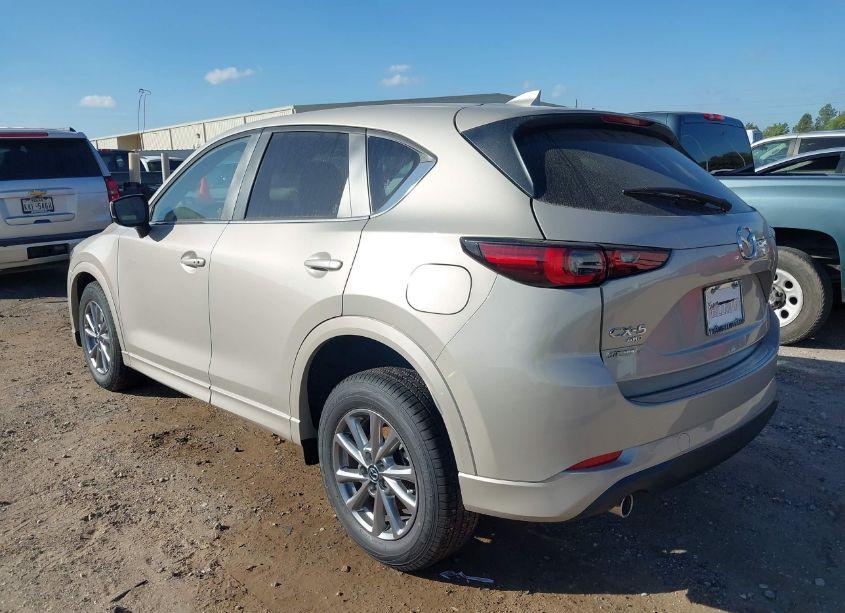 Photo 3 of 2024 Mazda Cx-5 2.5 S SELECT (VIN JM3KFBBL9R0431435)