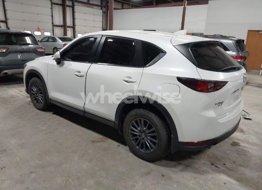 Photo 3 of 2019 Mazda Cx-5 SPORT (VIN JM3KFBBM2K1608349)