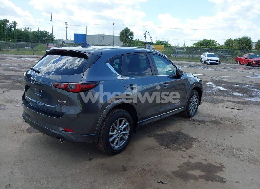 Photo 4 of 2024 Mazda Cx-5 2.5 S SELECT (VIN JM3KFBBM3R0417233)