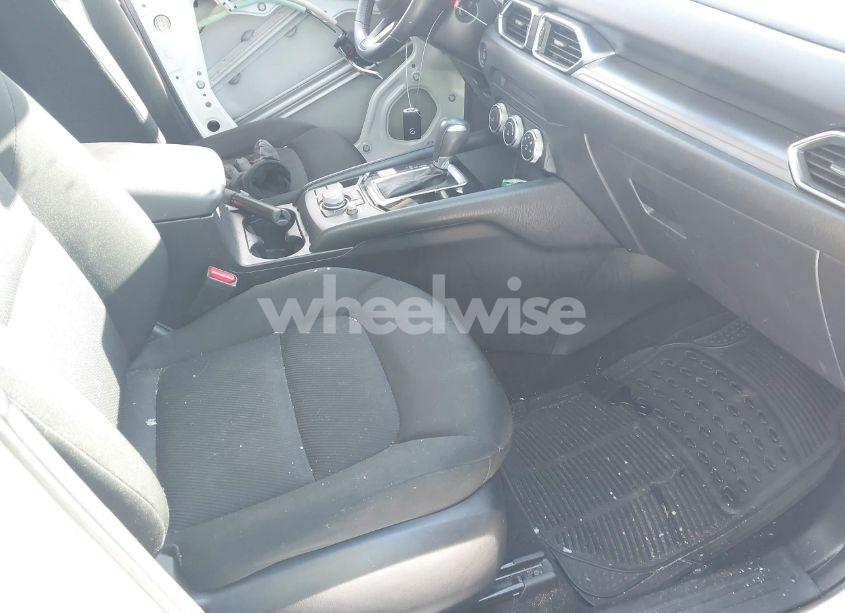Photo 5 of 2020 Mazda Cx-5 SPORT (VIN JM3KFBBM4L0754596)