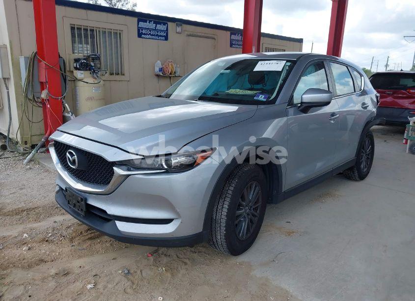 Photo 2 of 2019 Mazda Cx-5 SPORT (VIN JM3KFBBM5K0661861)