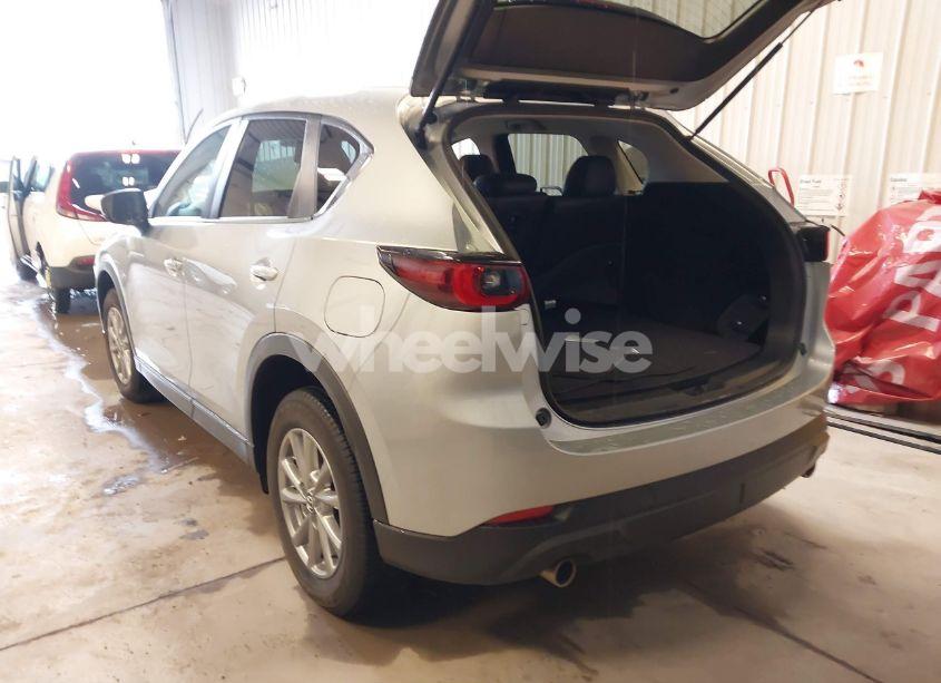 Photo 3 of 2022 Mazda Cx-5 2.5 S SELECT (VIN JM3KFBBM8N1573806)