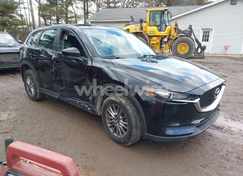 2018 Mazda Cx-5 SPORT (VIN JM3KFBBM9J0360895) main photo