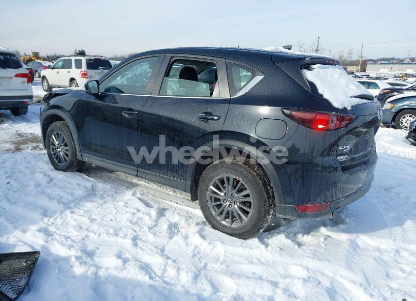 Photo 3 of 2018 Mazda Cx-5 SPORT (VIN JM3KFBBMXJ0469883)