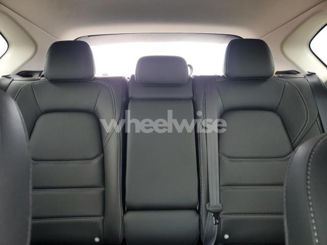 Photo 3 of 2024 MAZDA CX-5 PREFERRED N/A (VIN JM3KFBCL0R0493840)