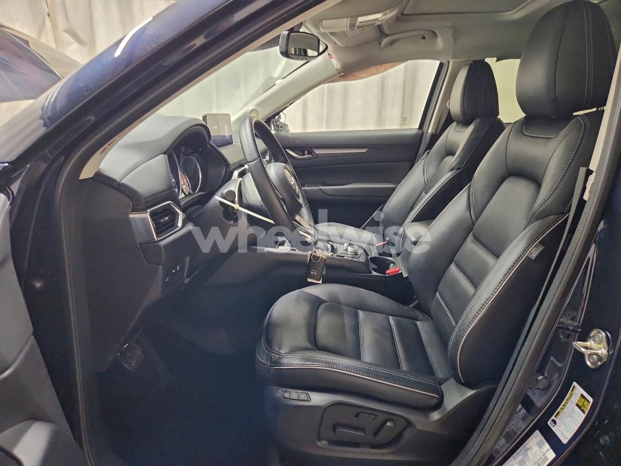 Photo 7 of 2025 MAZDA CX-5 PREFERRED (VIN JM3KFBCL0S0673244)