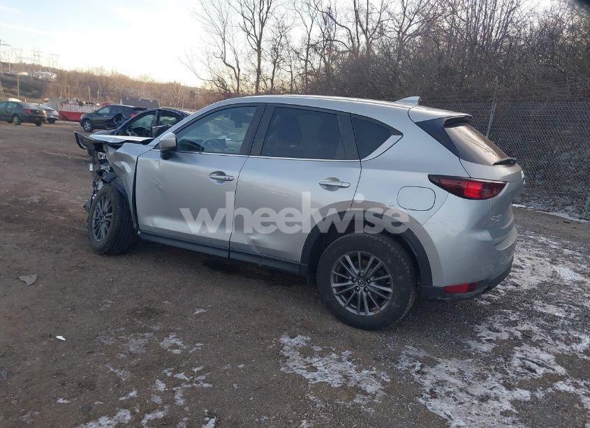 Photo 3 of 2017 Mazda Cx-5 TOURING (VIN JM3KFBCL3H0190615)