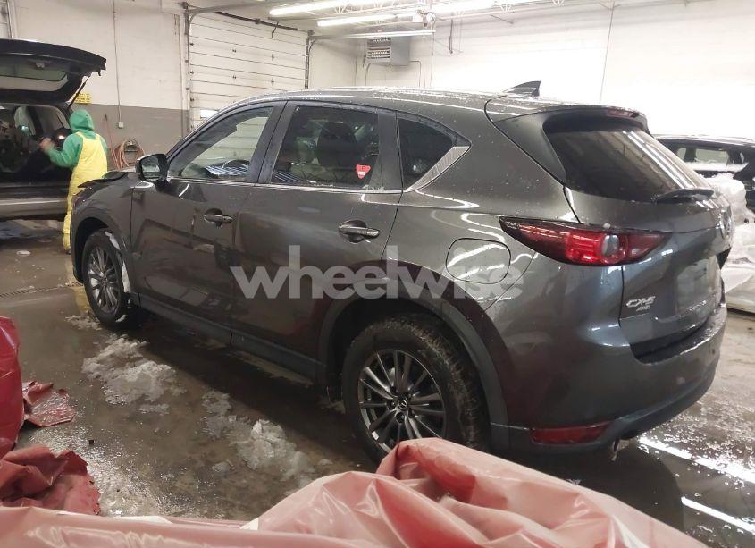 Photo 3 of 2017 Mazda Cx-5 TOURING (VIN JM3KFBCL4H0196200)