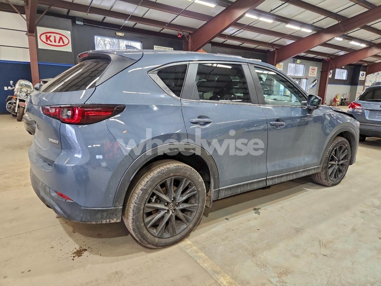 Photo 3 of 2024 MAZDA CX-5 PREFERRED (VIN JM3KFBCL4R0514057)