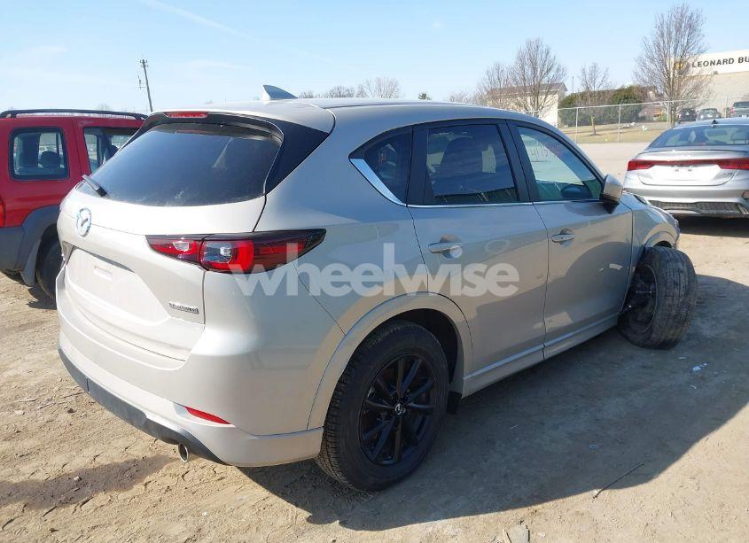 Photo 4 of 2024 Mazda Cx-5 2.5 S PREFERRED (VIN JM3KFBCL5R0457111)