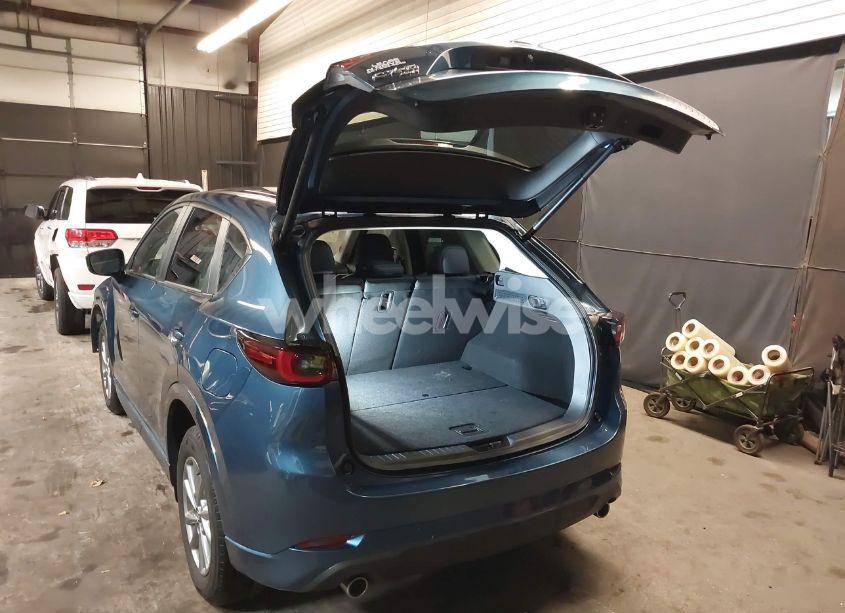 Photo 3 of 2024 Mazda Cx-5 2.5 S PREFERRED (VIN JM3KFBCL9R0451540)