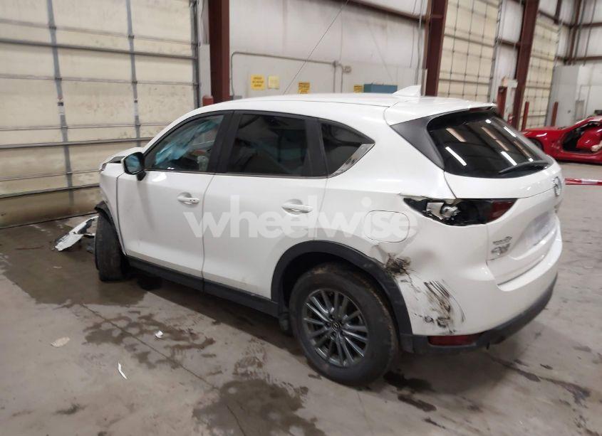 Photo 3 of 2017 Mazda Cx-5 TOURING (VIN JM3KFBCLXH0147843)