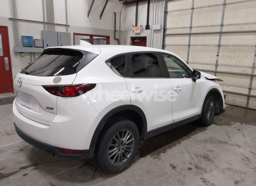Photo 4 of 2017 Mazda Cx-5 TOURING (VIN JM3KFBCLXH0147843)
