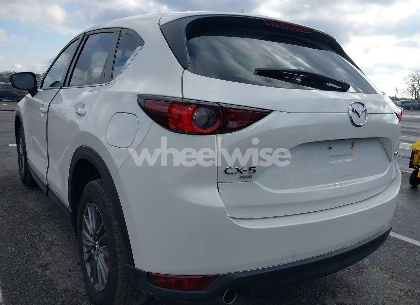 Photo 3 of 2021 Mazda Cx-5 TOURING (VIN JM3KFBCM0M1316345)