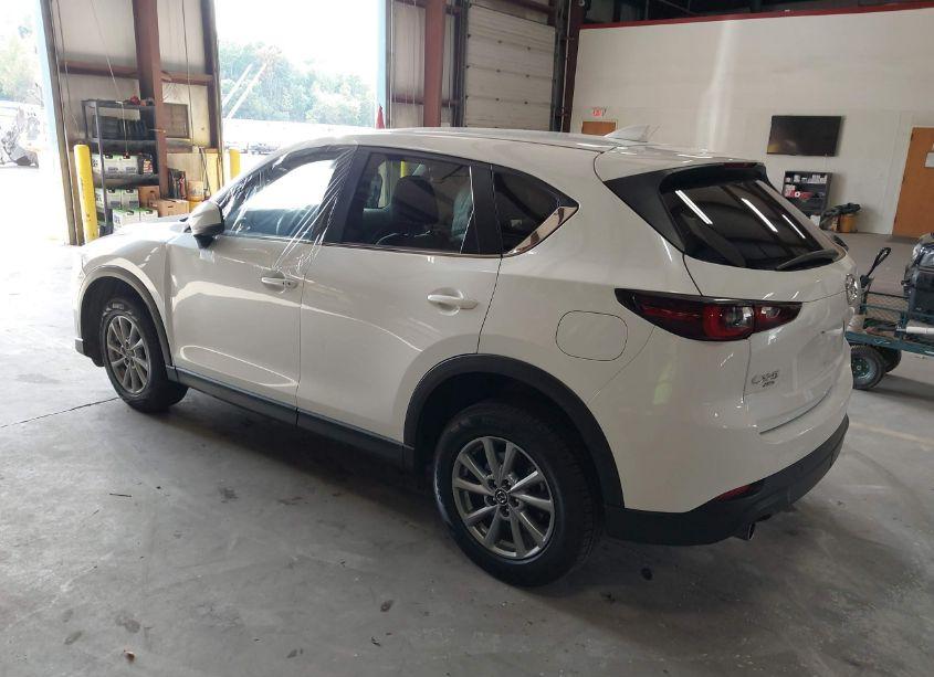 Photo 3 of 2022 Mazda Cx-5 2.5 S PREFERRED (VIN JM3KFBCM0N0587882)