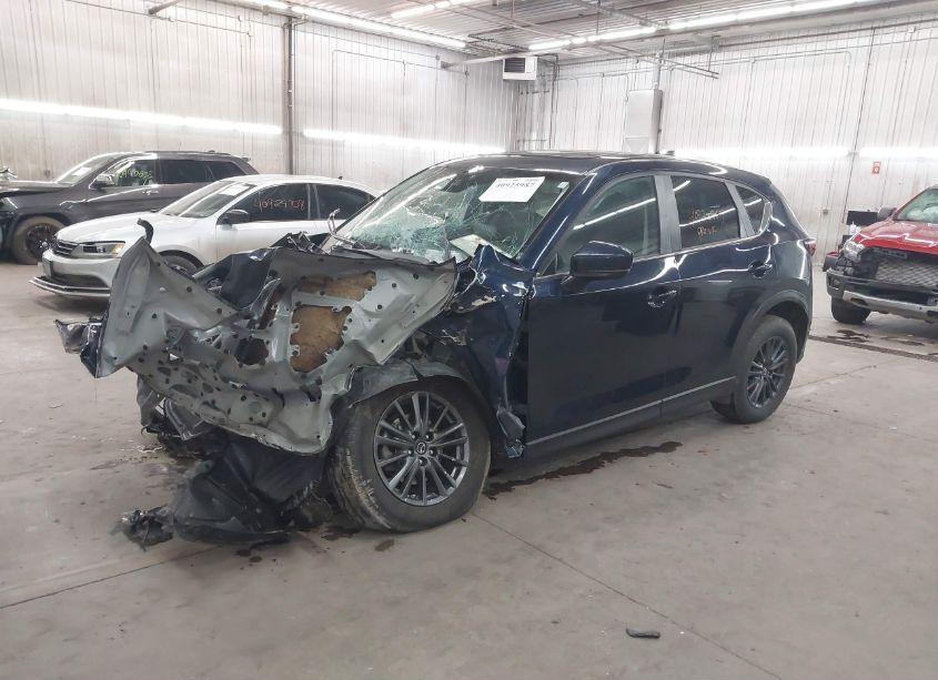 Photo 2 of 2019 Mazda Cx-5 TOURING (VIN JM3KFBCM1K0682480)