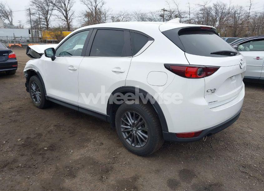 Photo 3 of 2021 Mazda Cx-5 TOURING (VIN JM3KFBCM1M0333306)