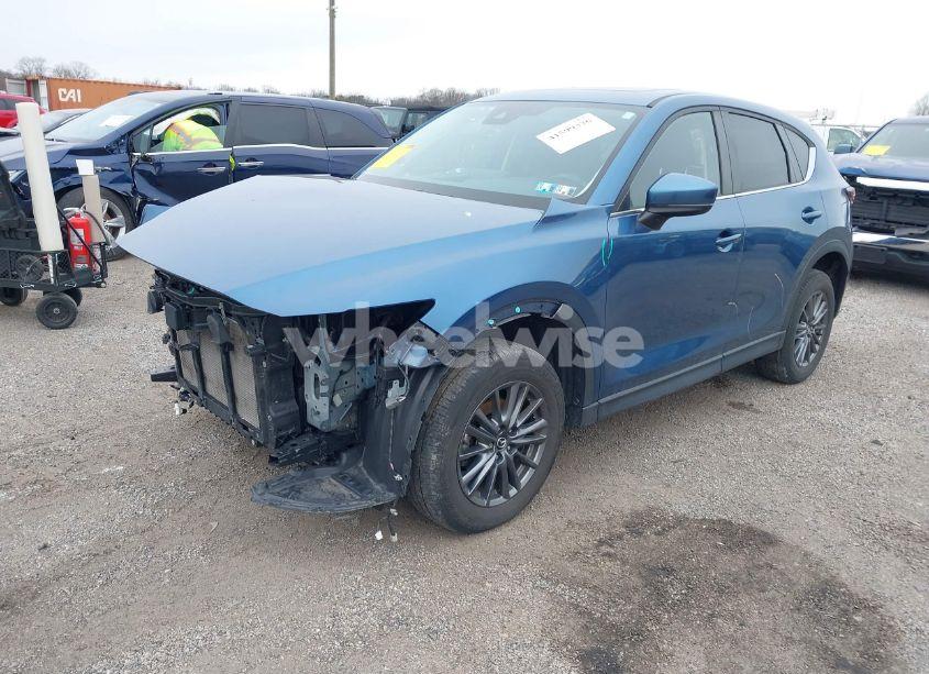 Photo 2 of 2021 Mazda Cx-5 TOURING (VIN JM3KFBCM1M1329248)