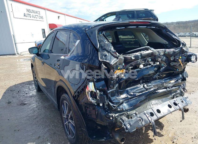 Photo 3 of 2018 Mazda Cx-5 TOURING (VIN JM3KFBCM2J0444233)