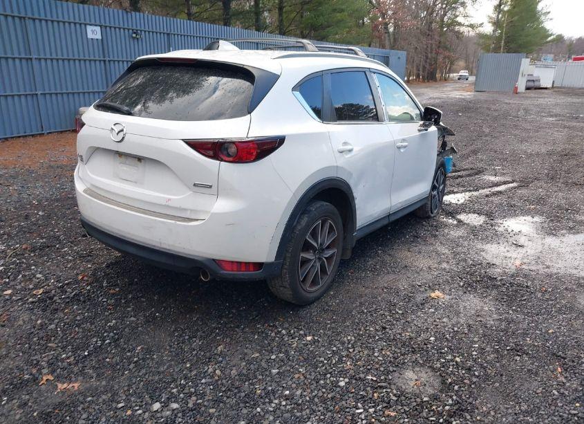 Photo 4 of 2018 Mazda Cx-5 TOURING (VIN JM3KFBCM2J0475353)