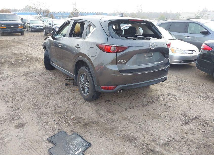 Photo 3 of 2020 Mazda Cx-5 TOURING (VIN JM3KFBCM2L0765563)