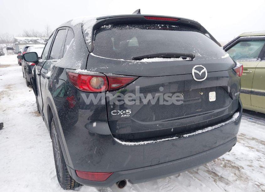 Photo 3 of 2020 Mazda Cx-5 TOURING (VIN JM3KFBCM2L0844523)