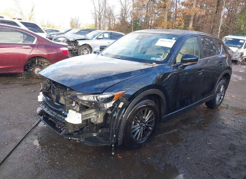 Photo 2 of 2021 Mazda Cx-5 TOURING (VIN JM3KFBCM2M0480038)