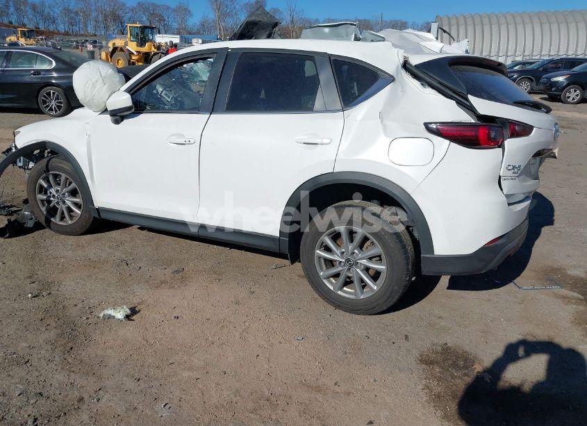 Photo 3 of 2022 Mazda Cx-5 2.5 S PREFERRED (VIN JM3KFBCM2N0599581)