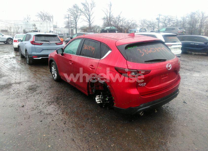 Photo 3 of 2022 Mazda Cx-5 2.5 S PREFERRED (VIN JM3KFBCM2N1563383)