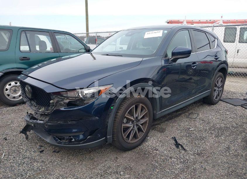 Photo 2 of 2018 Mazda Cx-5 TOURING (VIN JM3KFBCM3J0361829)