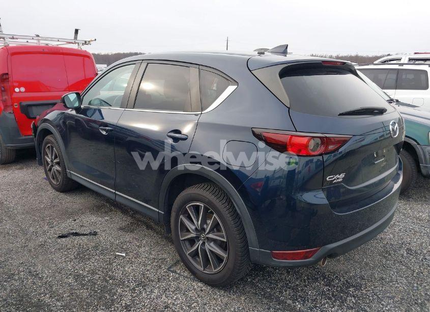 Photo 3 of 2018 Mazda Cx-5 TOURING (VIN JM3KFBCM3J0361829)