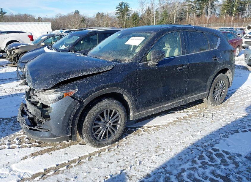 Photo 2 of 2019 Mazda Cx-5 TOURING (VIN JM3KFBCM3K0637220)