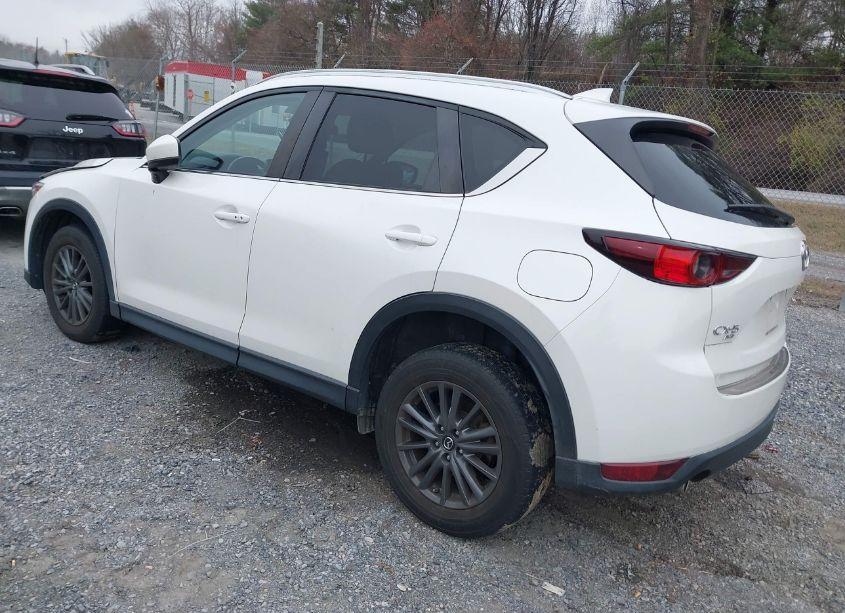 Photo 3 of 2020 Mazda Cx-5 TOURING (VIN JM3KFBCM3L0798975)