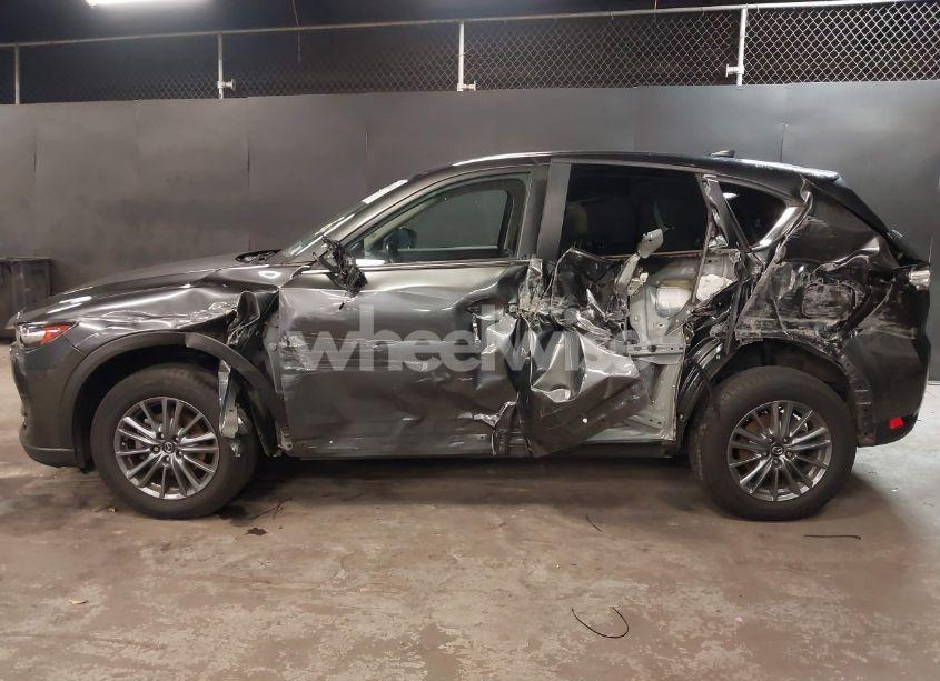 Photo 6 of 2021 Mazda Cx-5 TOURING (VIN JM3KFBCM3M0472627)