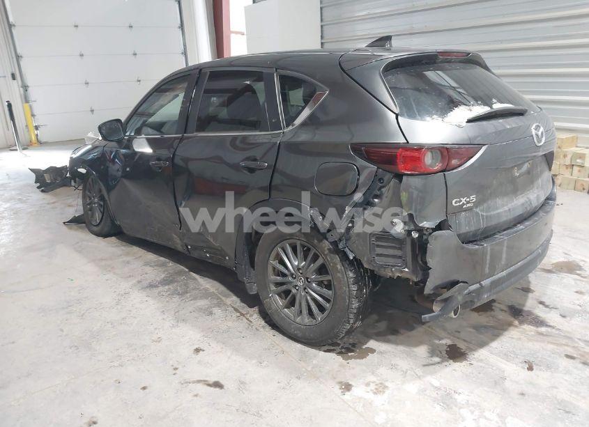 Photo 3 of 2021 Mazda Cx-5 TOURING (VIN JM3KFBCM3M1436673)