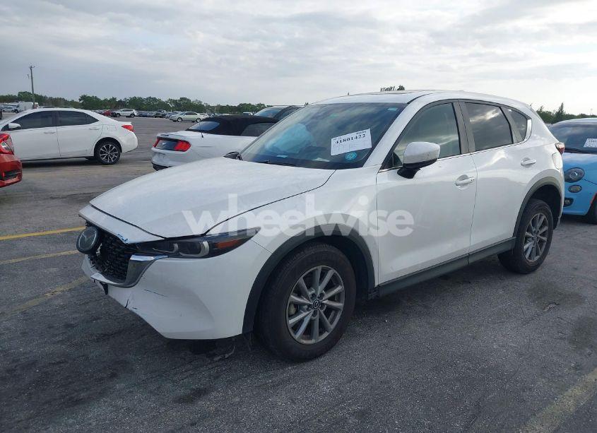 Photo 2 of 2022 Mazda Cx-5 2.5 S PREFERRED (VIN JM3KFBCM3N0570607)