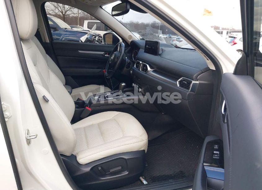 Photo 5 of 2022 Mazda Cx-5 2.5 S PREFERRED (VIN JM3KFBCM3N1619640)