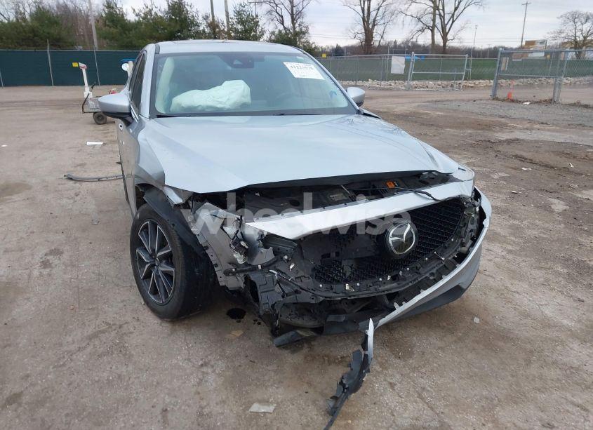 2018 Mazda Cx-5 TOURING (VIN JM3KFBCM4J0443682) main photo