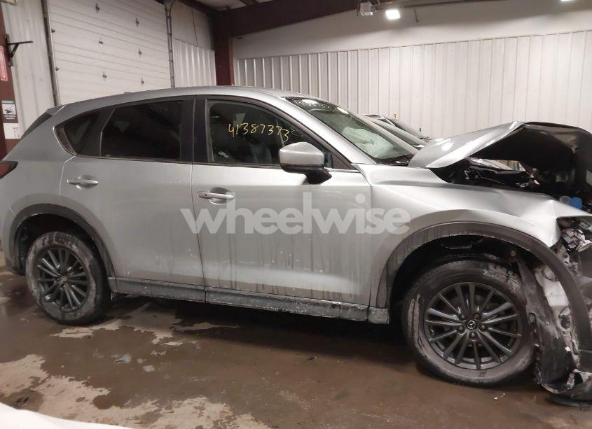 Photo 13 of 2020 Mazda Cx-5 TOURING (VIN JM3KFBCM4L0752085)