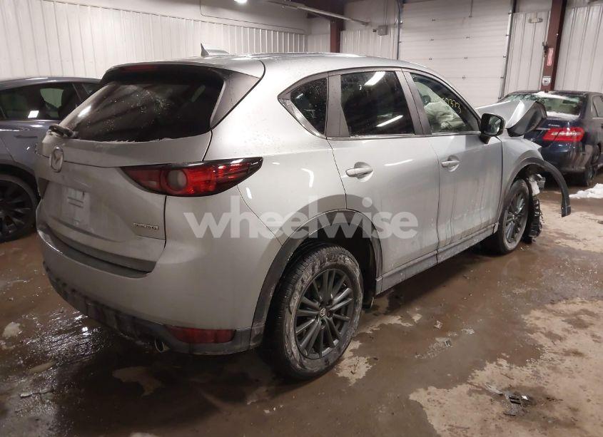 Photo 4 of 2020 Mazda Cx-5 TOURING (VIN JM3KFBCM4L0752085)